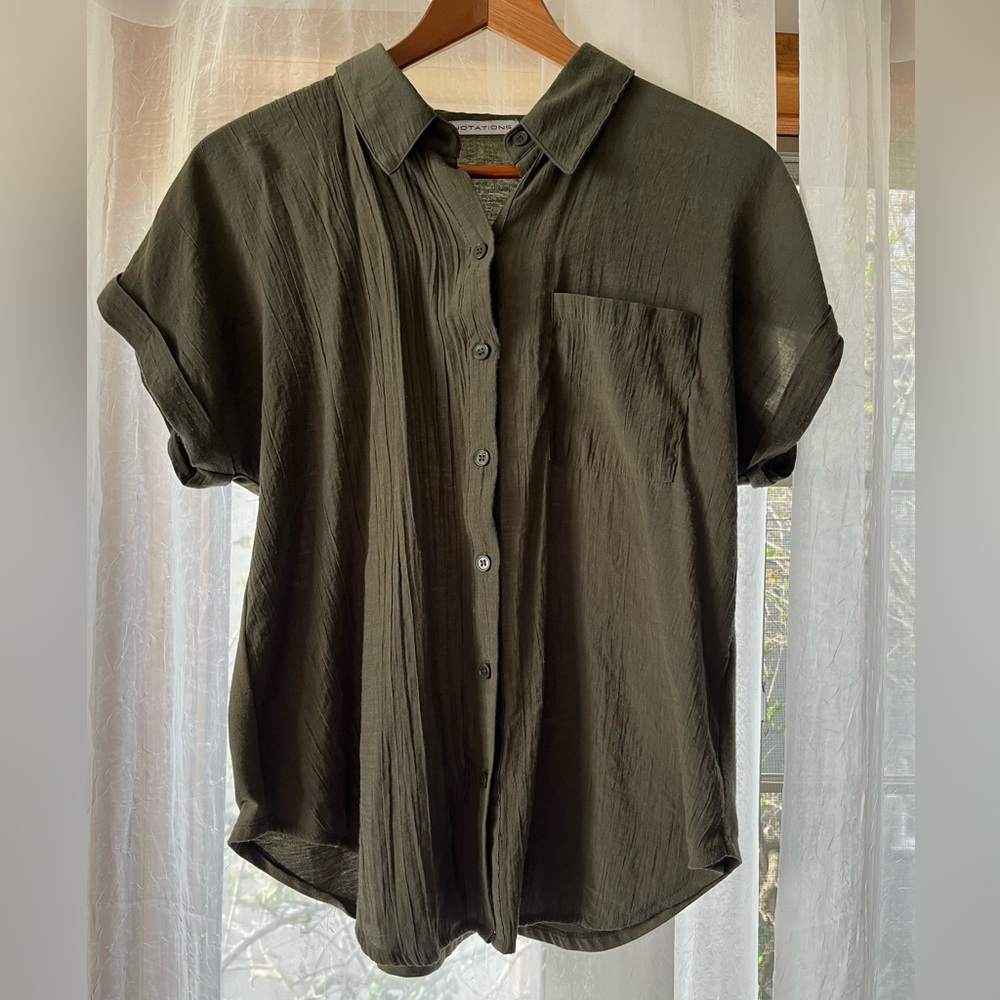 *sold* Notations Dark Olive Casual Button Down Shirt S-M
